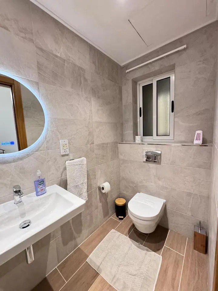 Homestay Penthouse Shared Stay Saint Julian's